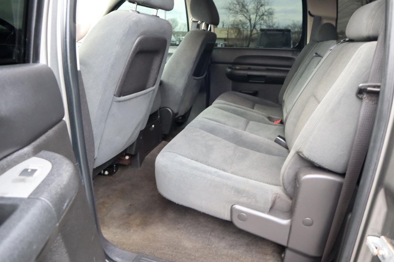 Chevrolet Silverado 2500HD 4WD Crew Cab 153" LT w/1LT 2008