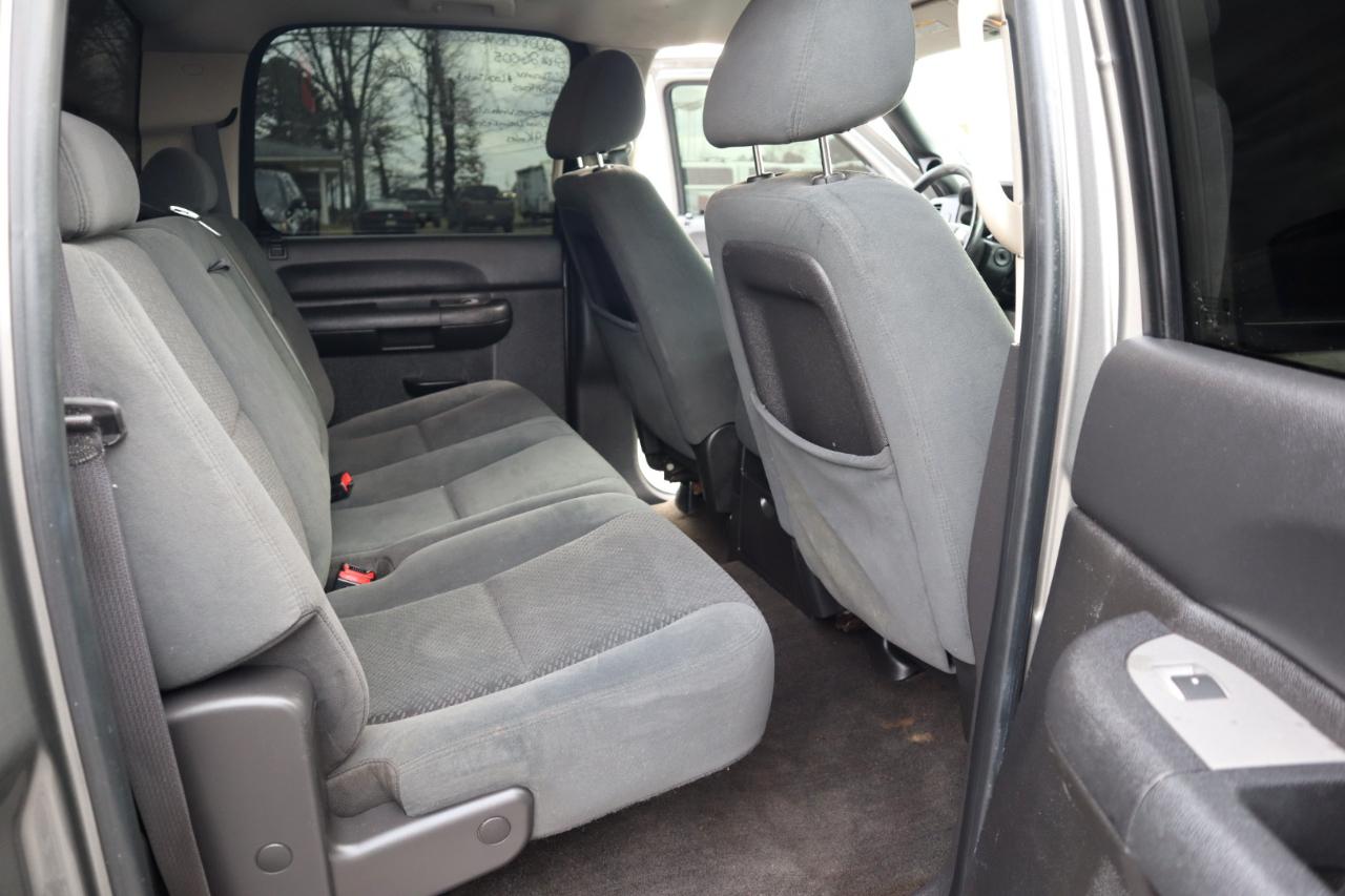 Chevrolet Silverado 2500HD 4WD Crew Cab 153" LT w/1LT 2008