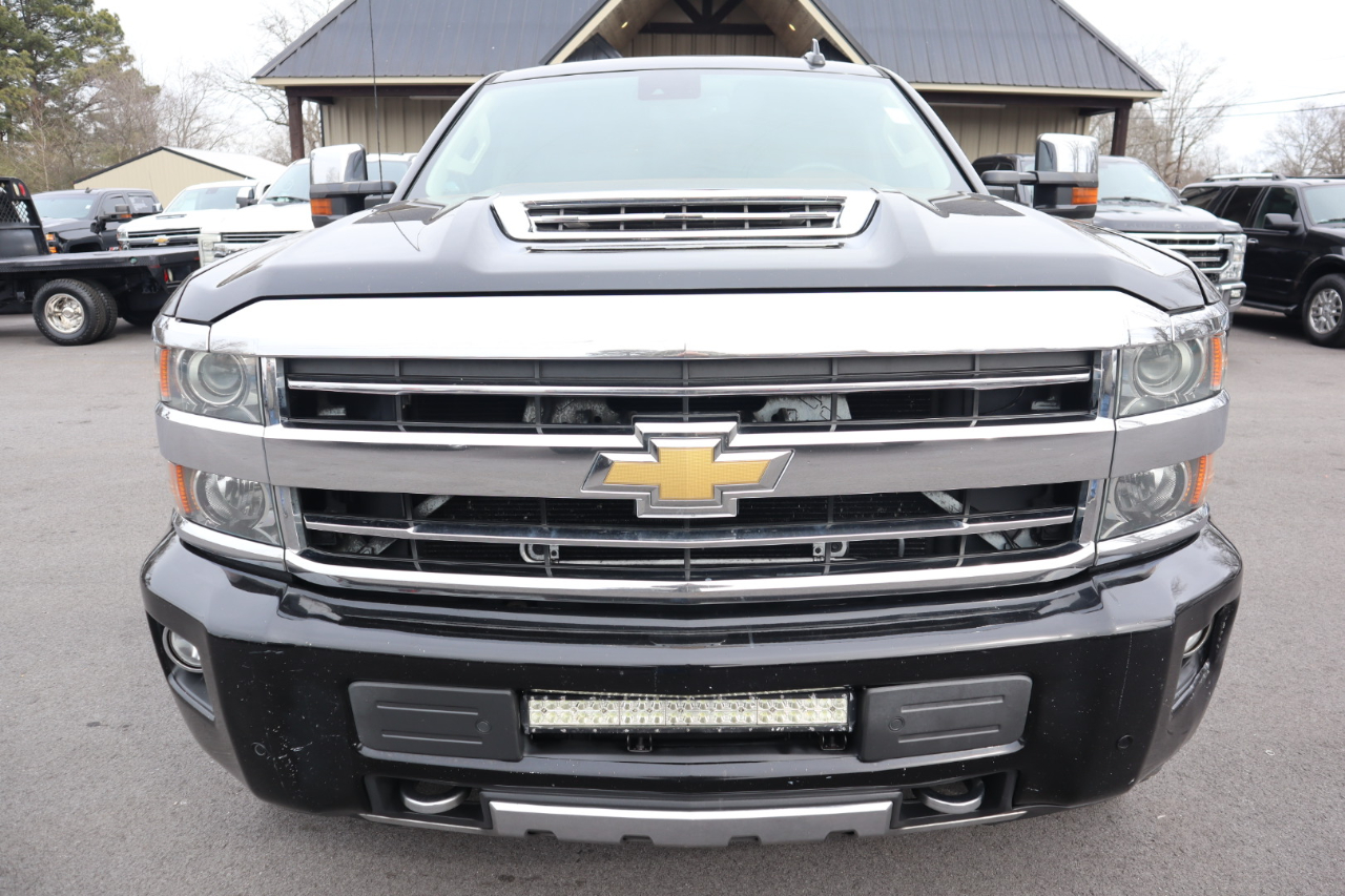 Chevrolet Silverado 2500HD 4WD Crew Cab 153.7" High Country 2018