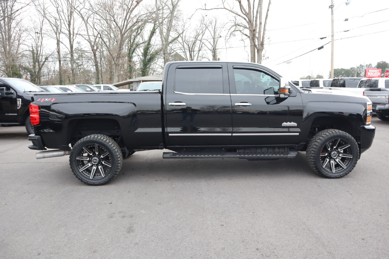 Chevrolet Silverado 2500HD 4WD Crew Cab 153.7" High Country 2018