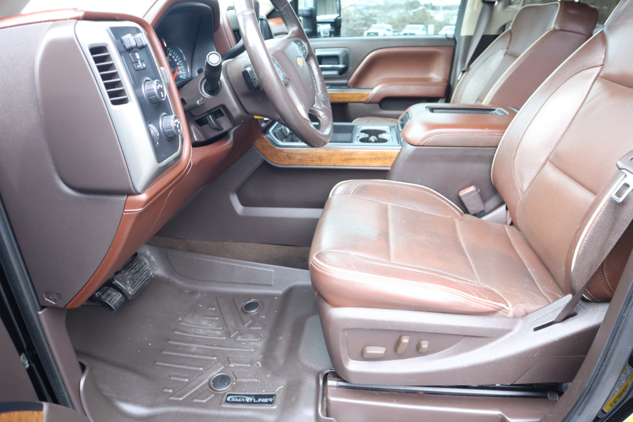 Chevrolet Silverado 2500HD 4WD Crew Cab 153.7" High Country 2018