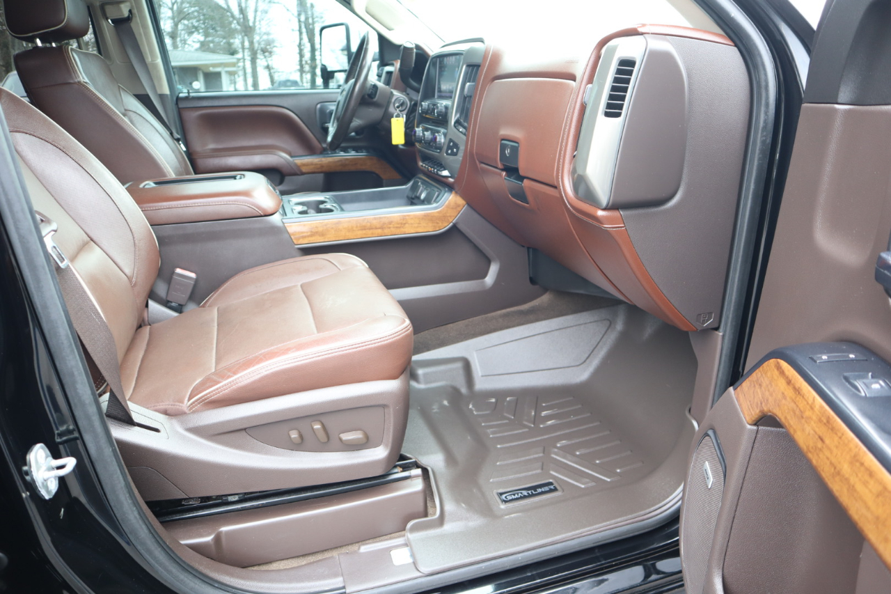 Chevrolet Silverado 2500HD 4WD Crew Cab 153.7" High Country 2018