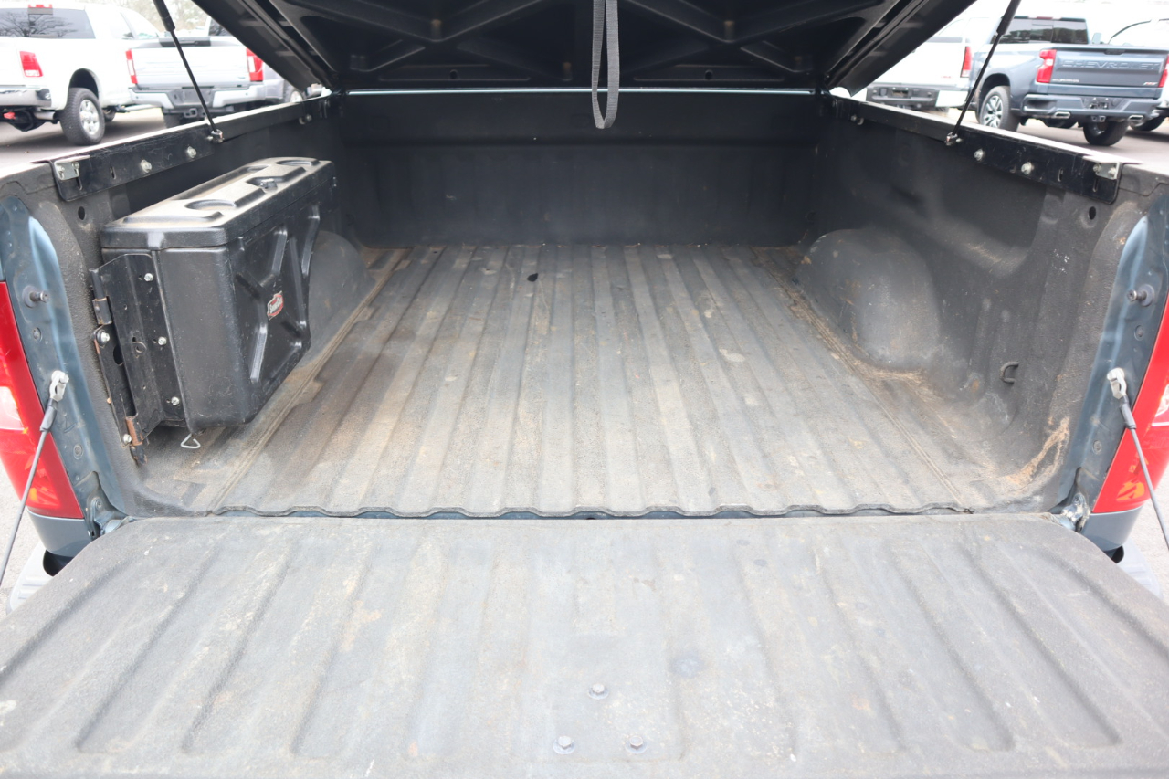 Chevrolet Silverado 1500 2WD Crew Cab 143.5" LT 2010