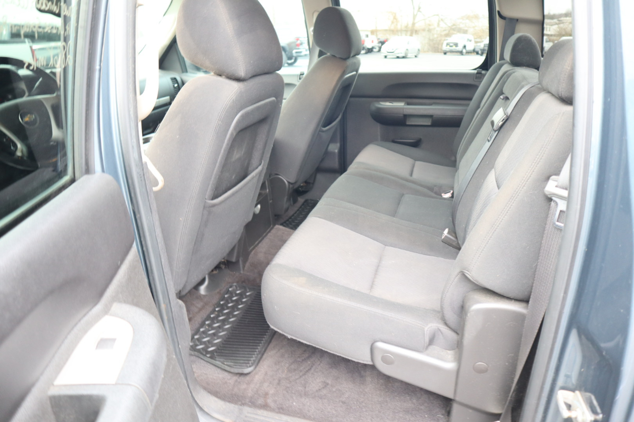 Chevrolet Silverado 1500 2WD Crew Cab 143.5" LT 2010