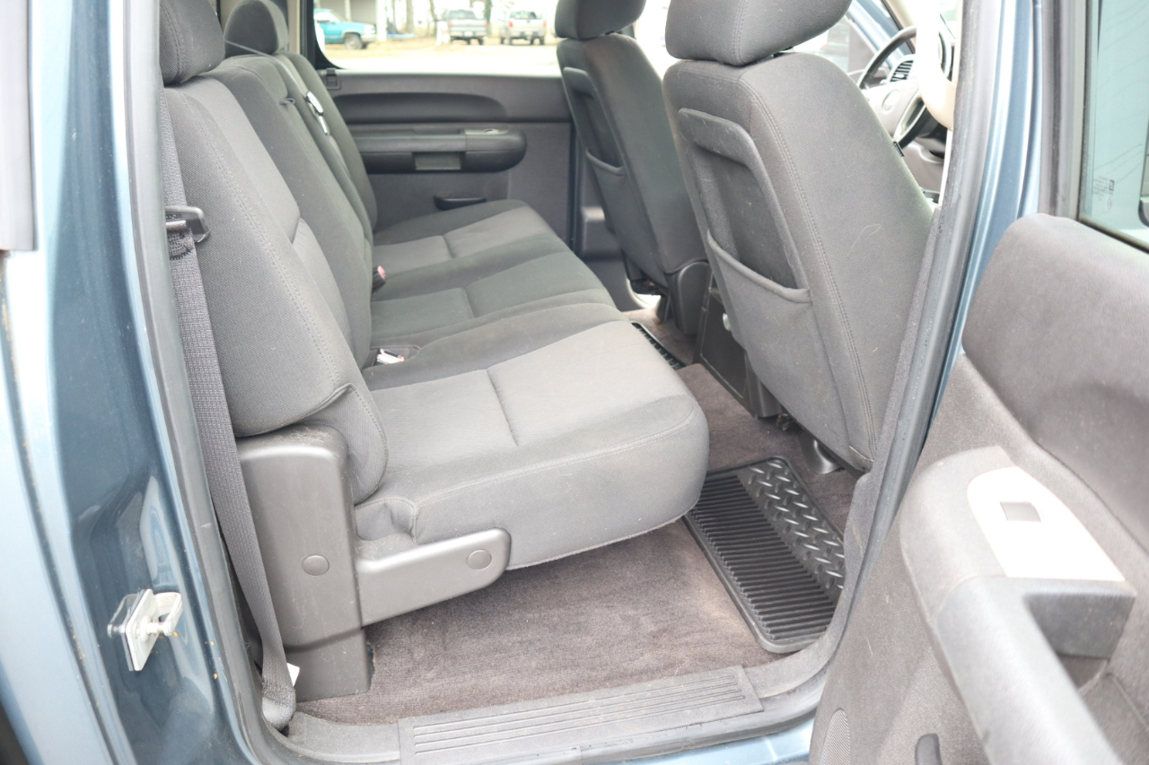 Chevrolet Silverado 1500 2WD Crew Cab 143.5" LT 2010