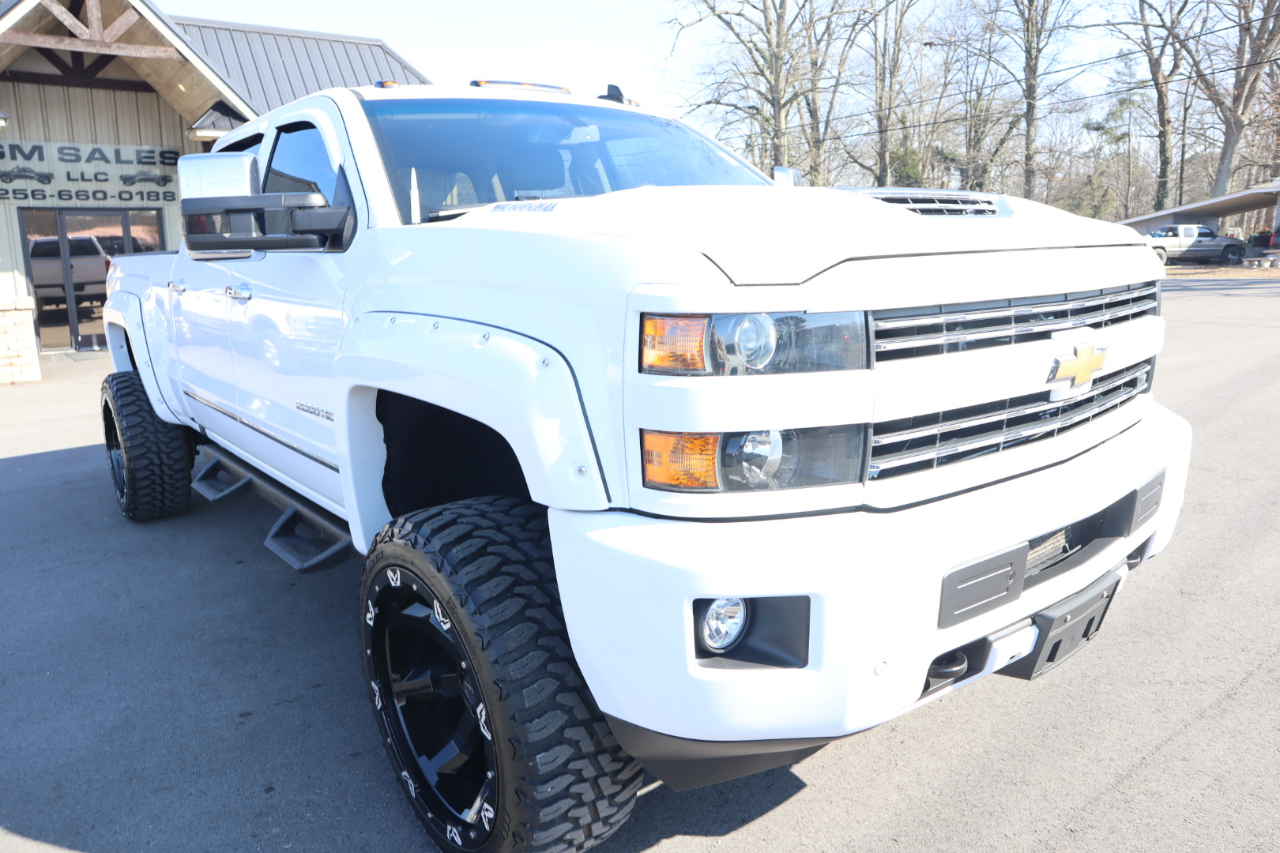 Chevrolet Silverado 2500HD 4WD Crew Cab 153.7" LTZ 2017