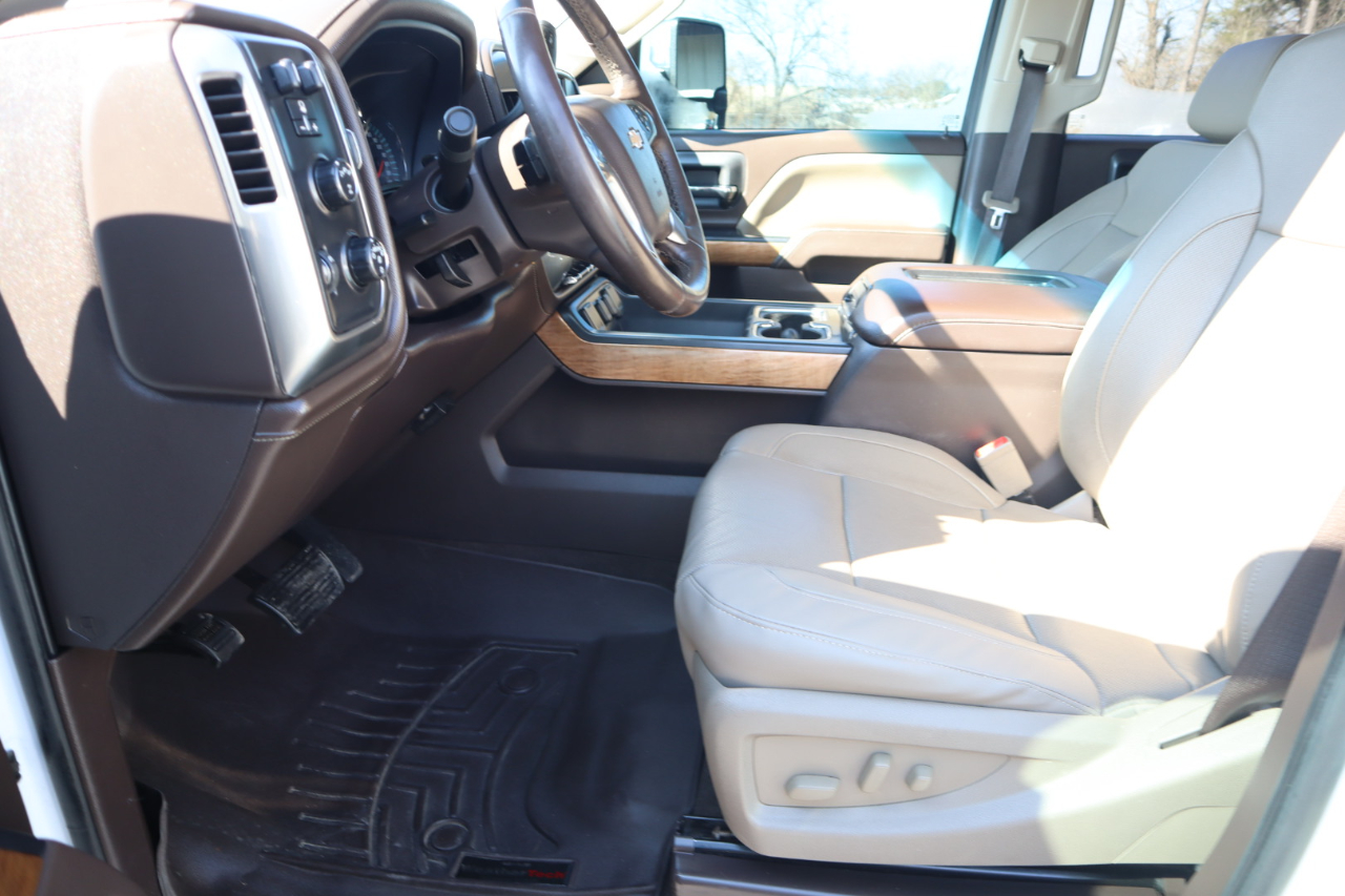 Chevrolet Silverado 2500HD 4WD Crew Cab 153.7" LTZ 2017