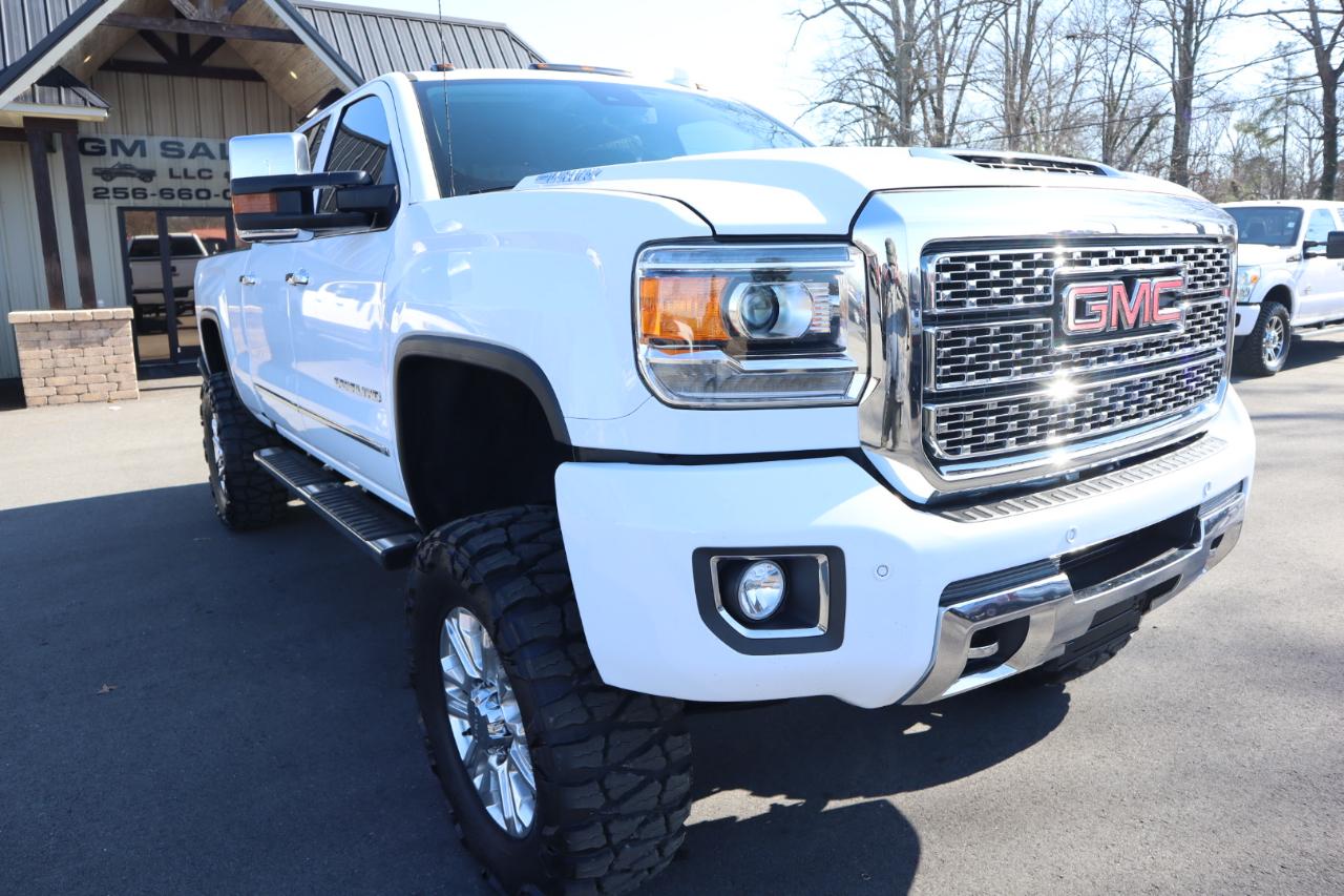 GMC Sierra 2500HD 4WD Crew Cab 153.7" Denali 2019