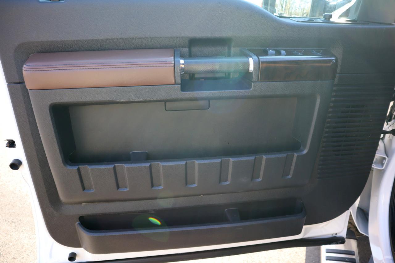 Ford Super Duty F-250 SRW 4WD Crew Cab 156" Platinum 2015