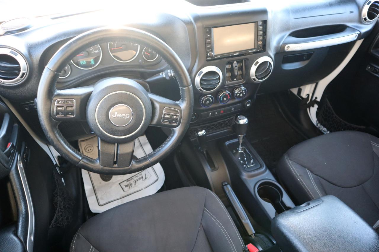 Jeep Wrangler Unlimited 4WD 4dr Rubicon 2016