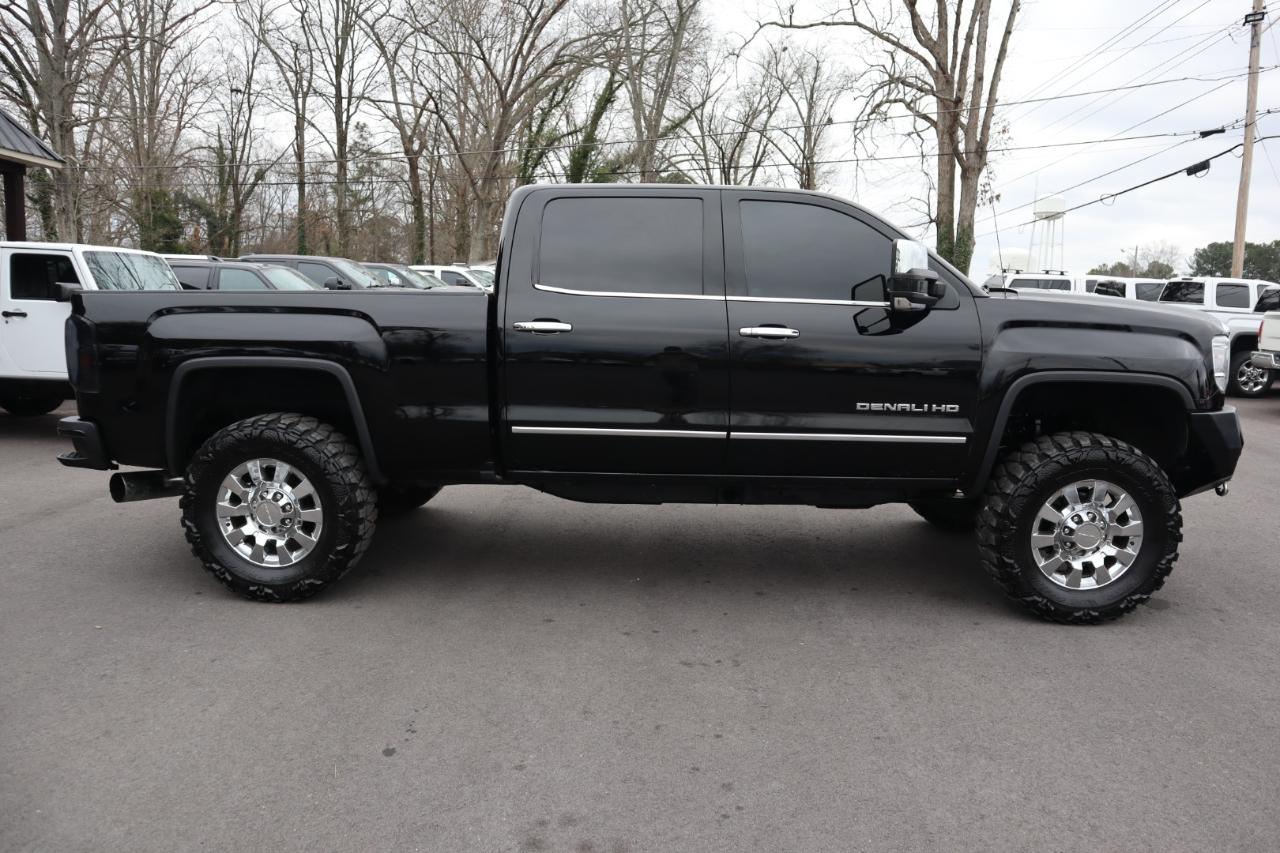 GMC Sierra 2500HD 4WD Crew Cab 153.7" Denali 2016