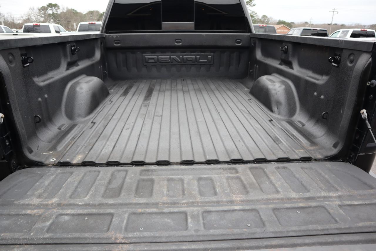 GMC Sierra 2500HD 4WD Crew Cab 153.7" Denali 2016