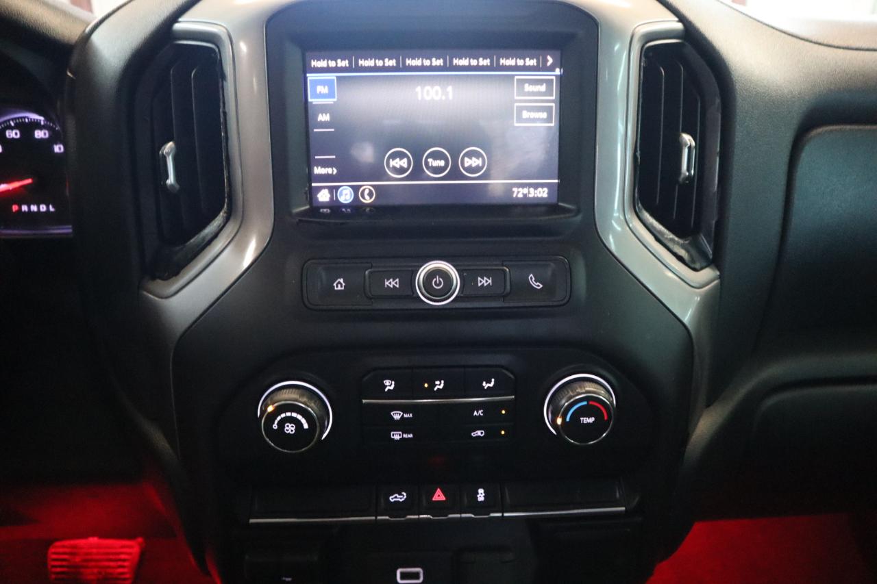 Chevrolet Silverado 2500HD 4WD Crew Cab 159" Custom 2020