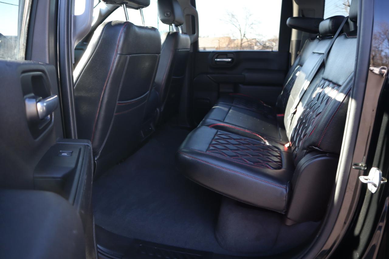 Chevrolet Silverado 2500HD 4WD Crew Cab 159" Custom 2020