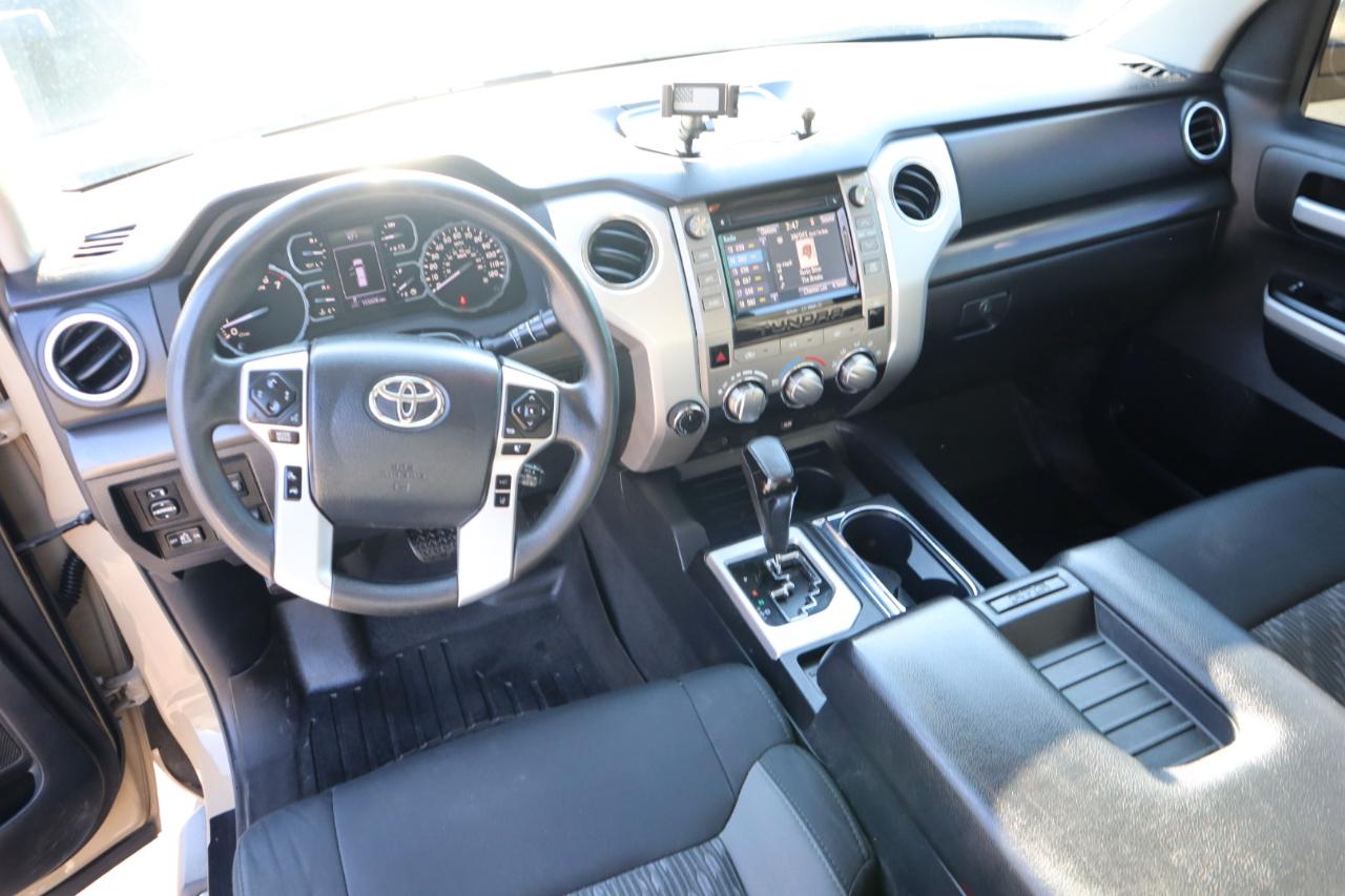 Toyota Tundra 4WD SR5 CrewMax 5.5' Bed 5.7L FFV (Natl) 2019