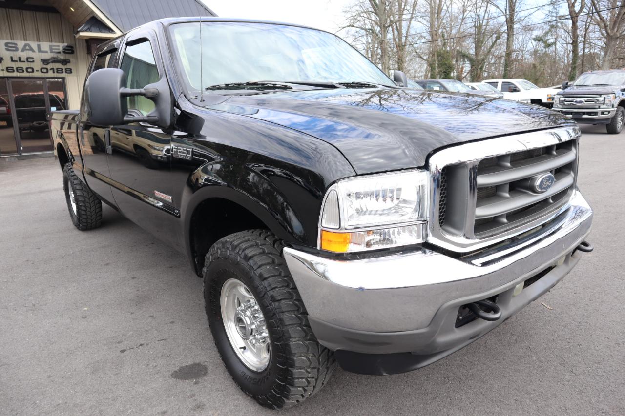 Ford Super Duty F-250 Crew Cab 156" Lariat 4WD 2004