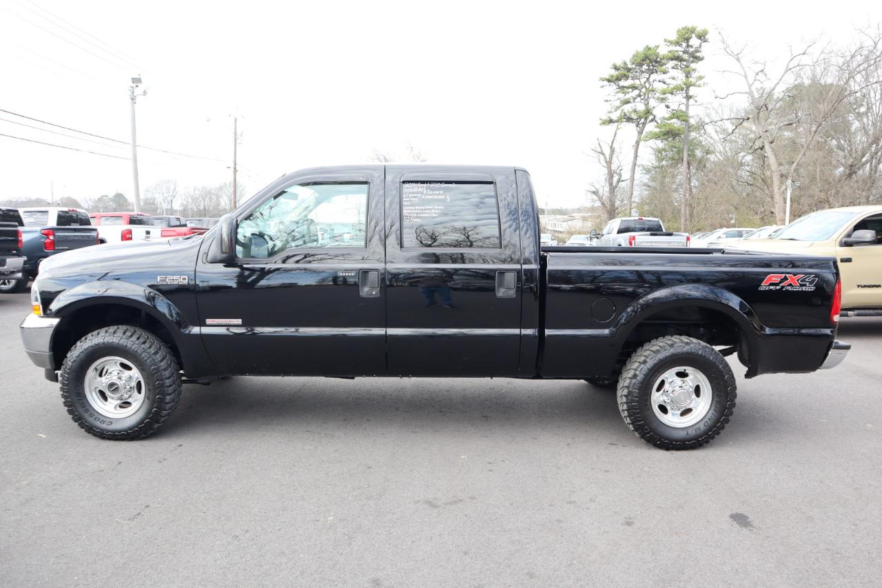 Ford Super Duty F-250 Crew Cab 156" Lariat 4WD 2004