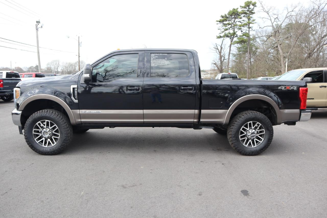 Ford Super Duty F-350 SRW Lariat 4WD Crew Cab 6.75' Box 2019