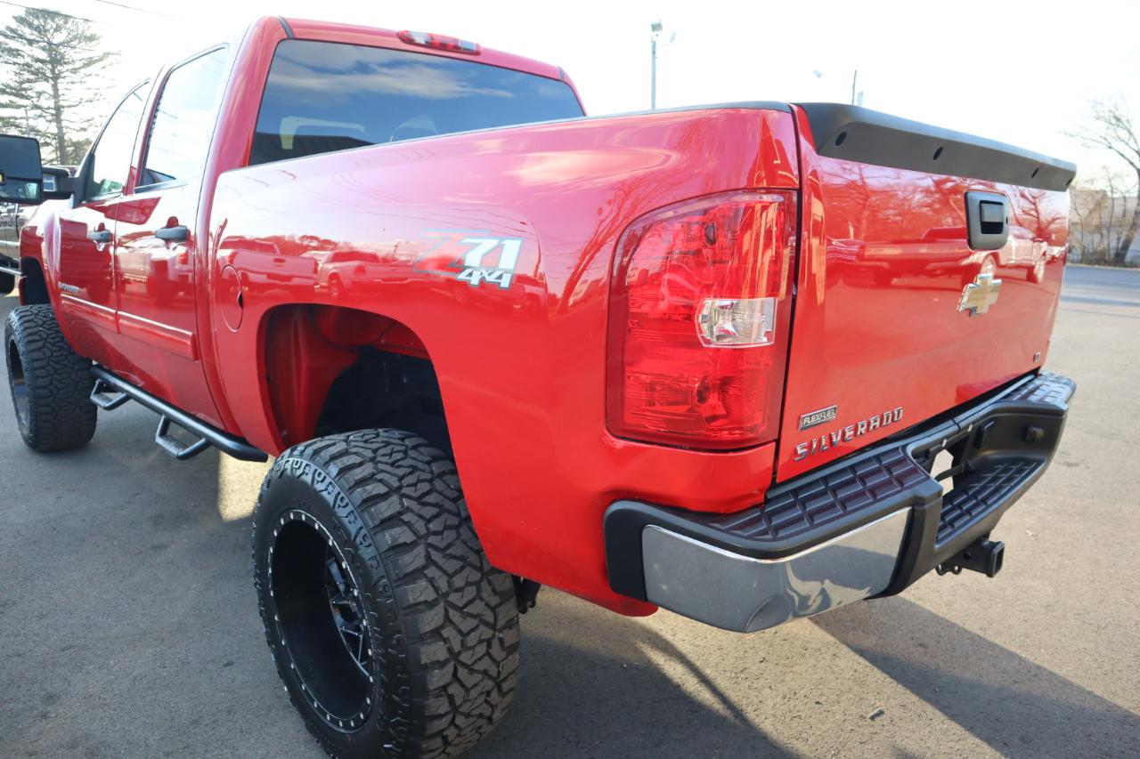 Chevrolet Silverado 1500 4WD Crew Cab 143.5" LT 2009
