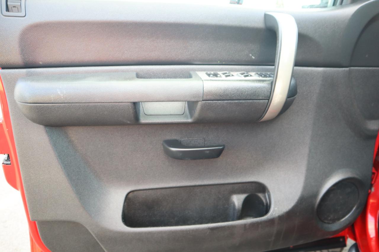 Chevrolet Silverado 1500 4WD Crew Cab 143.5" LT 2009