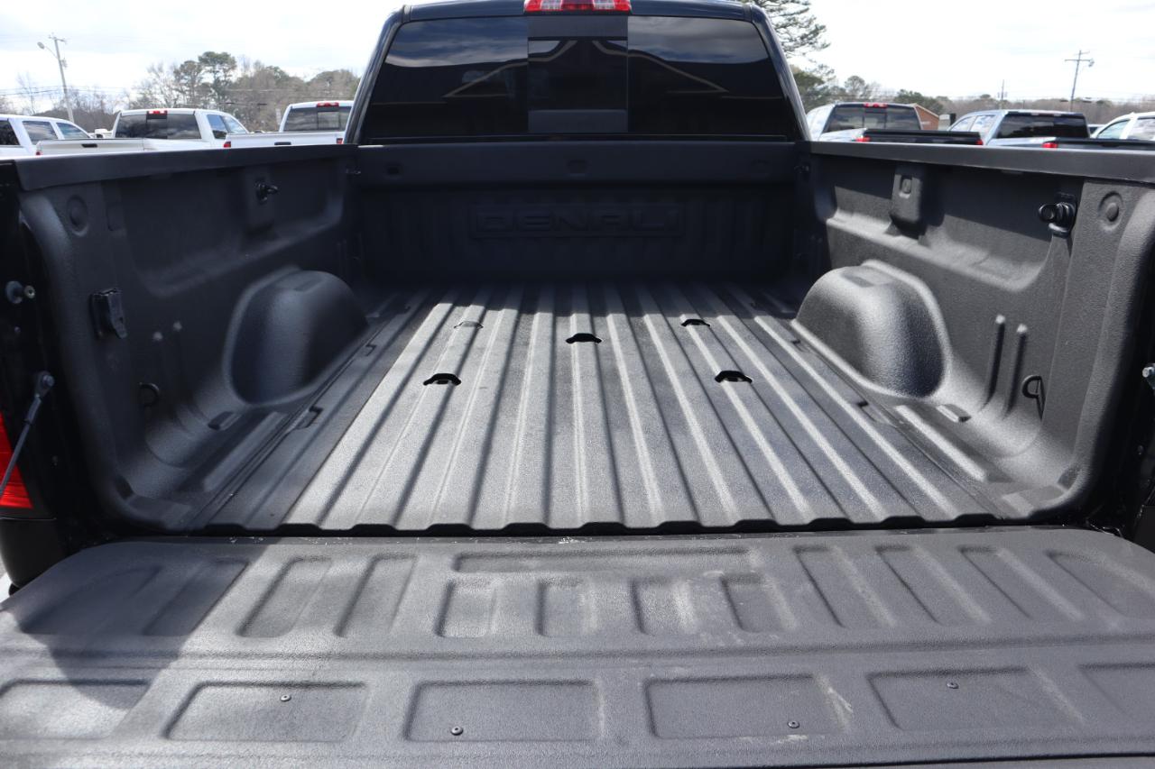 GMC Sierra 2500HD 4WD Crew Cab 153.7" Denali 2019