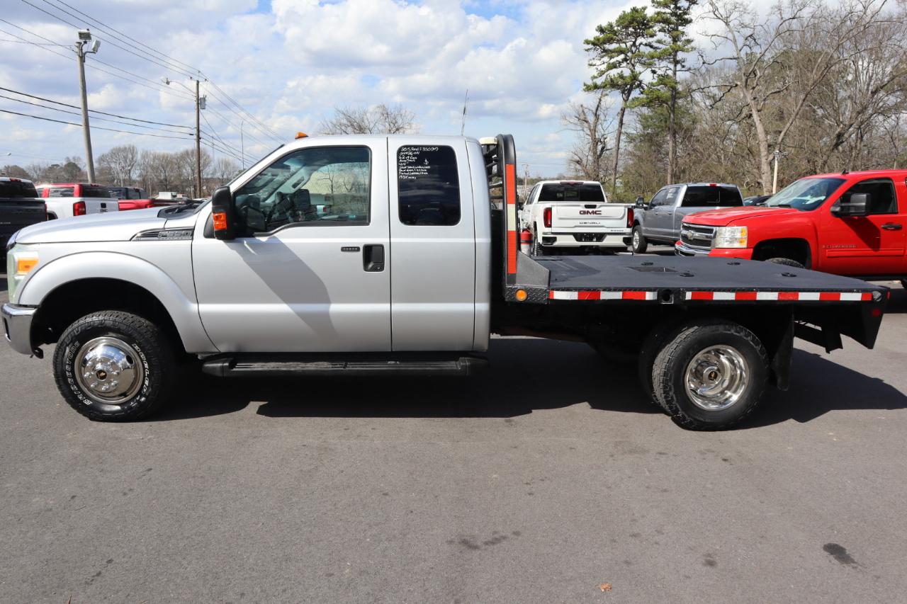 Ford Super Duty F-350 DRW 4WD SuperCab 162" WB 60" CA Lariat 2015