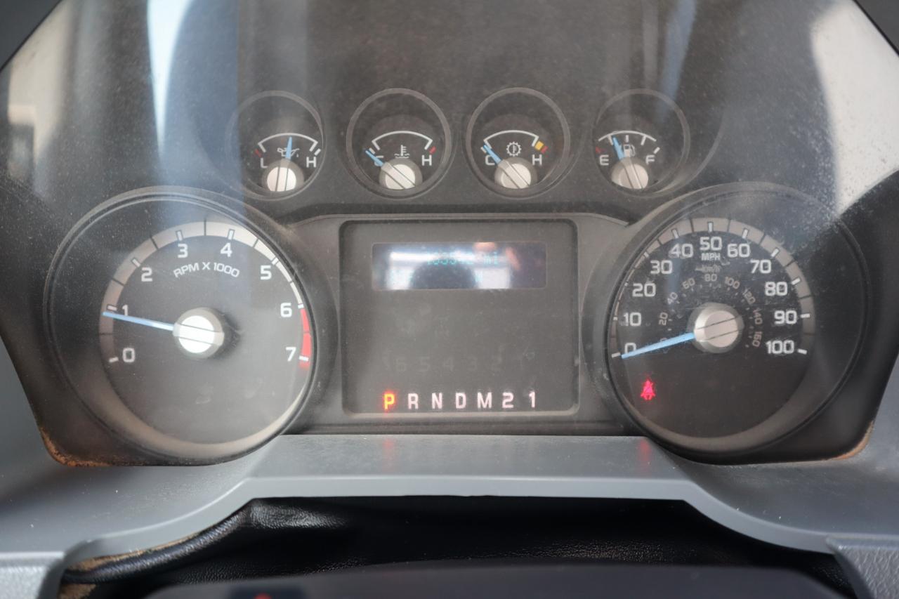 Ford Super Duty F-350 DRW 4WD SuperCab 162" WB 60" CA Lariat 2015