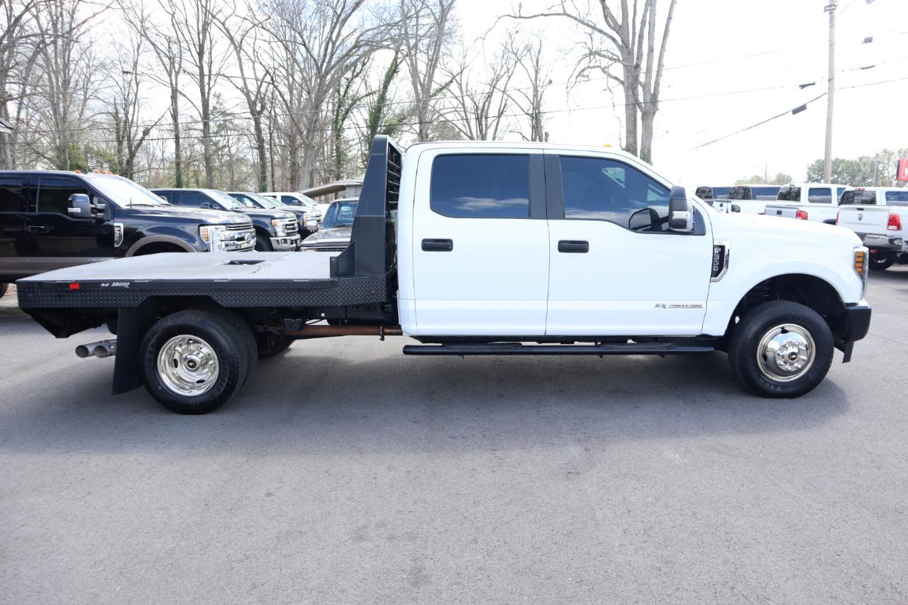 Ford Super Duty F-350 DRW Lariat 4WD Crew Cab 179" WB 60" CA 2019