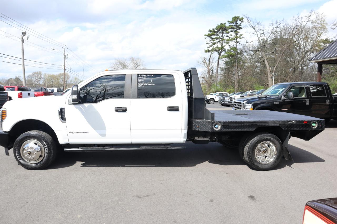 Ford Super Duty F-350 DRW Lariat 4WD Crew Cab 179" WB 60" CA 2019
