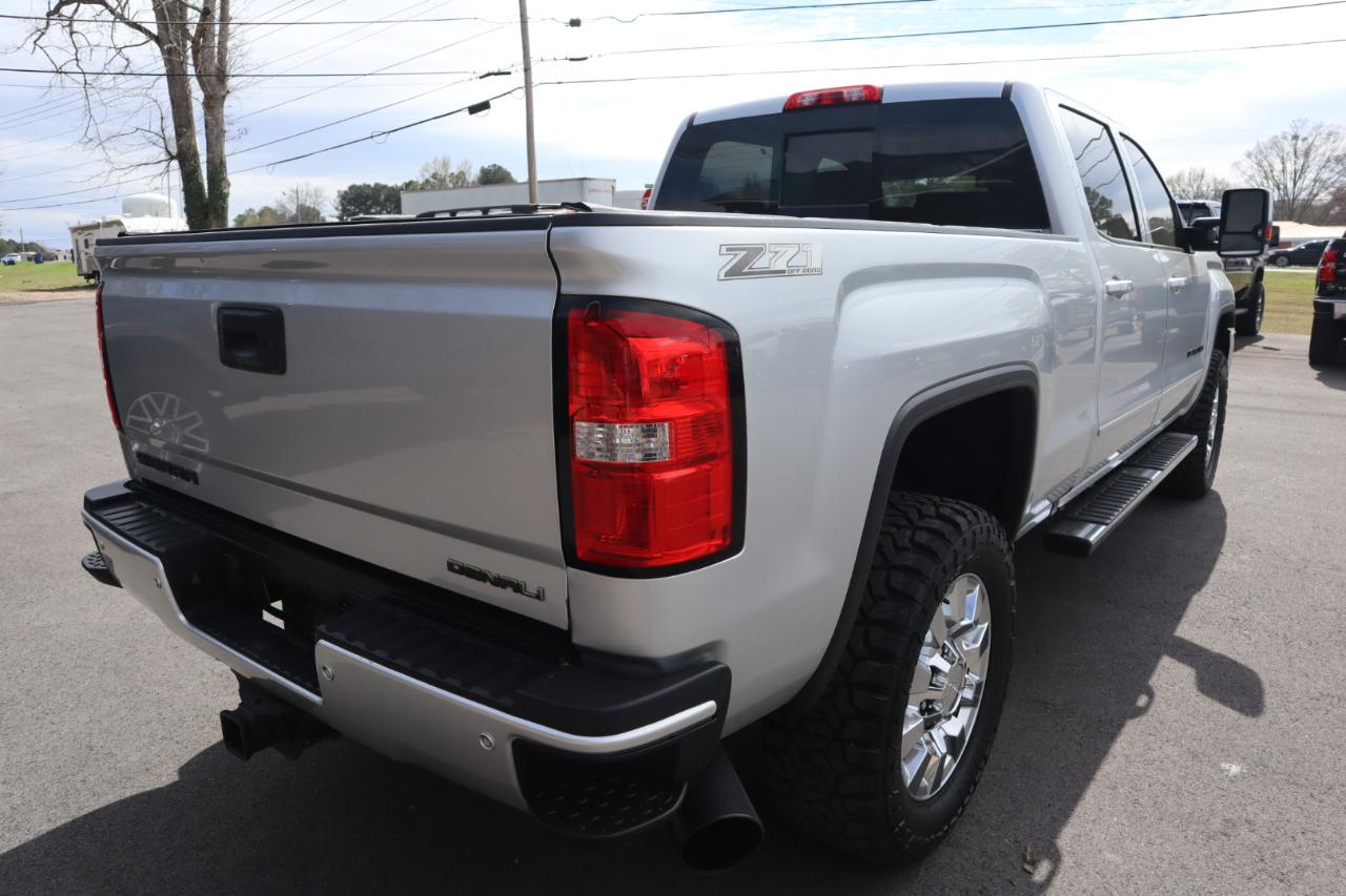 GMC Sierra 2500HD 4WD Crew Cab 153.7" Denali 2018