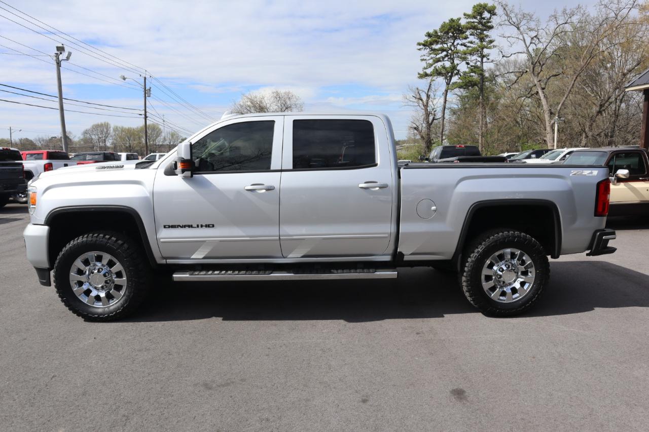 GMC Sierra 2500HD 4WD Crew Cab 153.7" Denali 2018