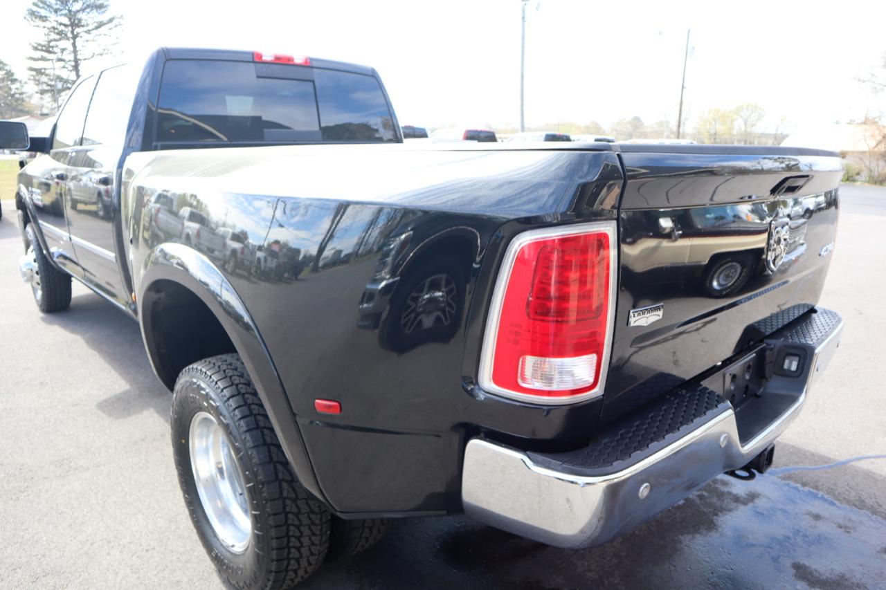 RAM 3500 Laramie 4x4 Crew Cab 8' Box 2017