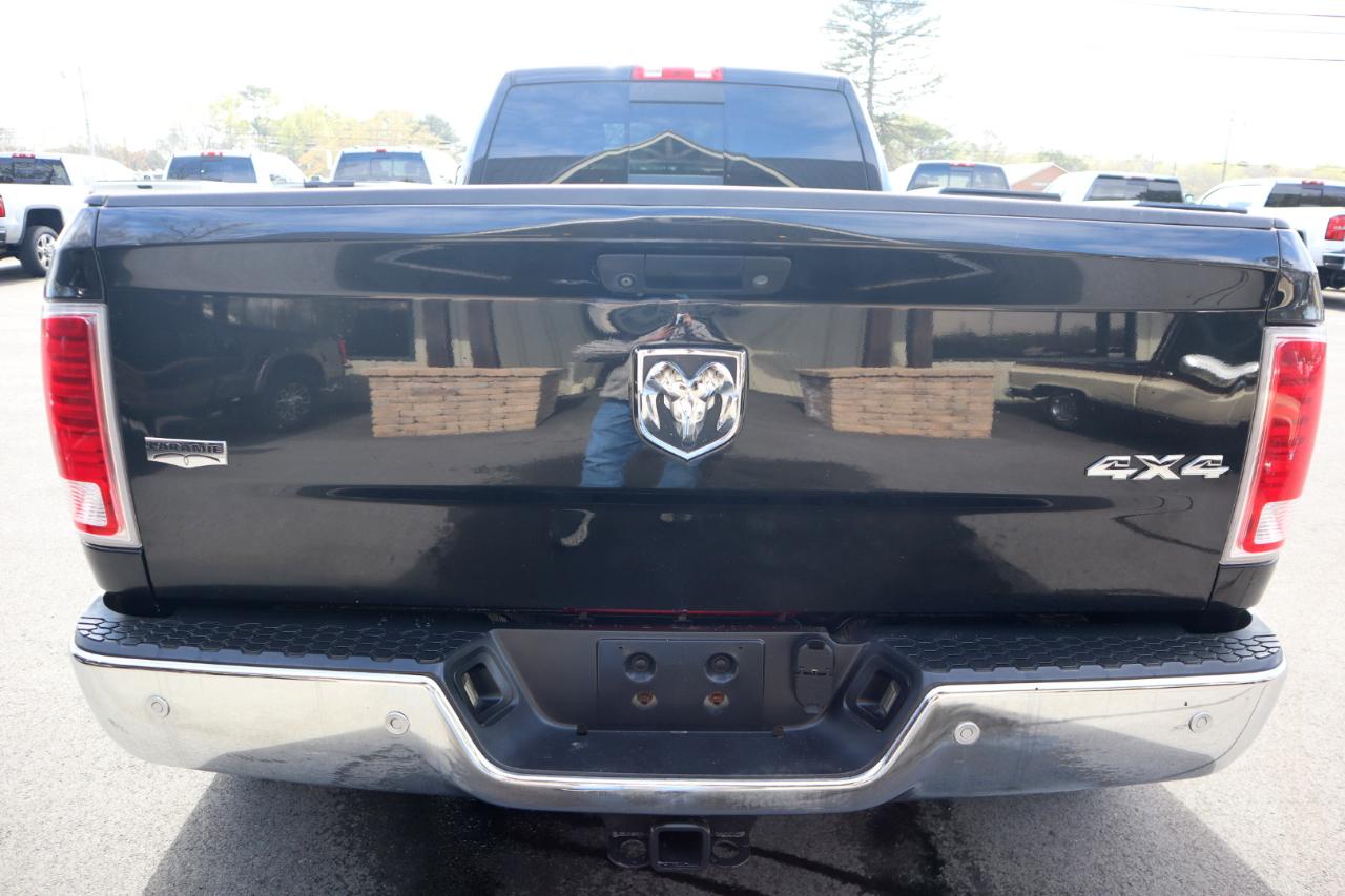 RAM 3500 Laramie 4x4 Crew Cab 8' Box 2017