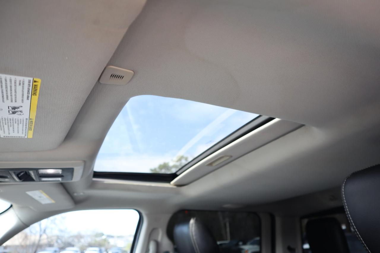 RAM 3500 Laramie 4x4 Crew Cab 8' Box 2017