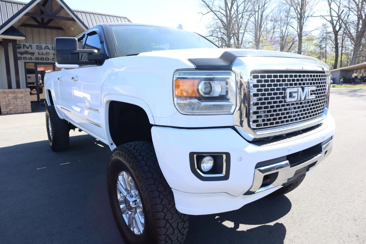 GMC Sierra 2500HD available WiFi 4WD Crew Cab 153.7" Denali 2015