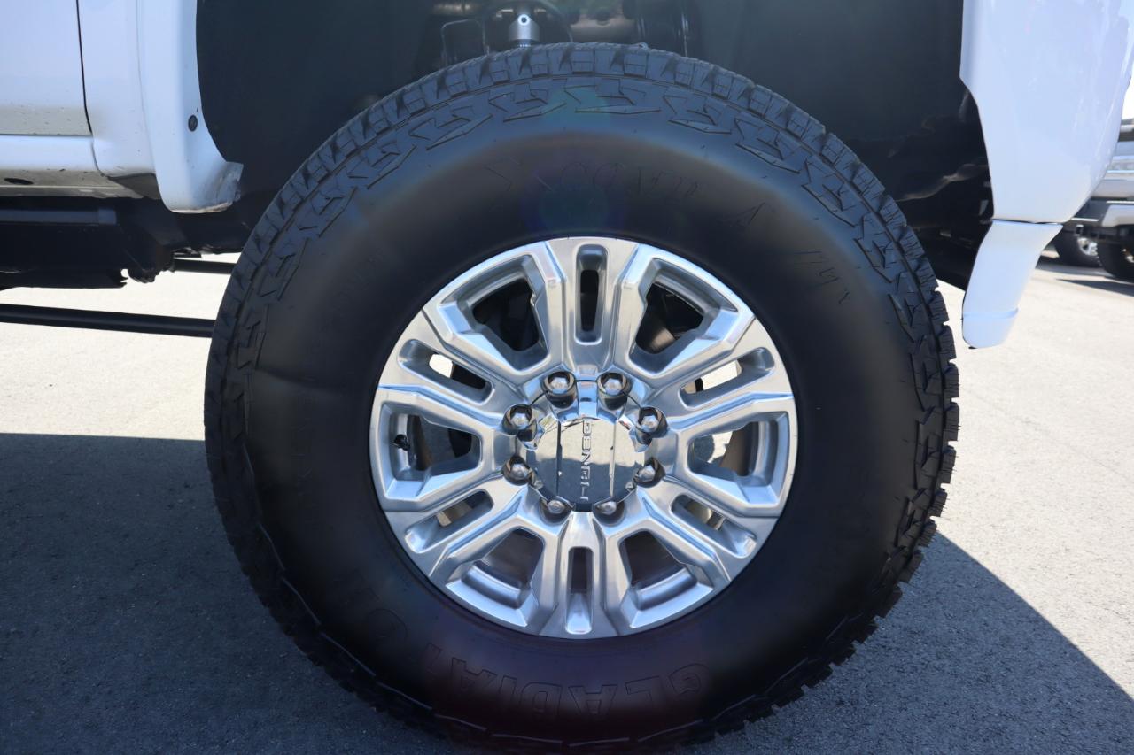 GMC Sierra 2500HD available WiFi 4WD Crew Cab 153.7" Denali 2015