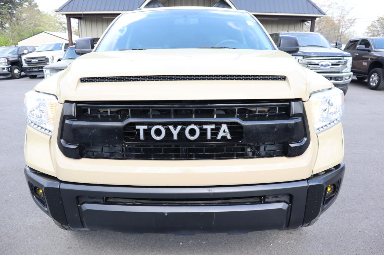 Toyota Tundra 4WD SR5 CrewMax 5.5' Bed 5.7L (Natl) 2017