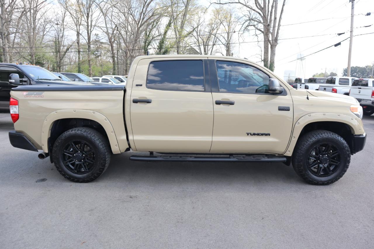 Toyota Tundra 4WD SR5 CrewMax 5.5' Bed 5.7L (Natl) 2017