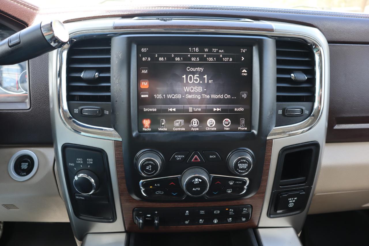 RAM 3500 Laramie 4x4 Crew Cab 8' Box 2017