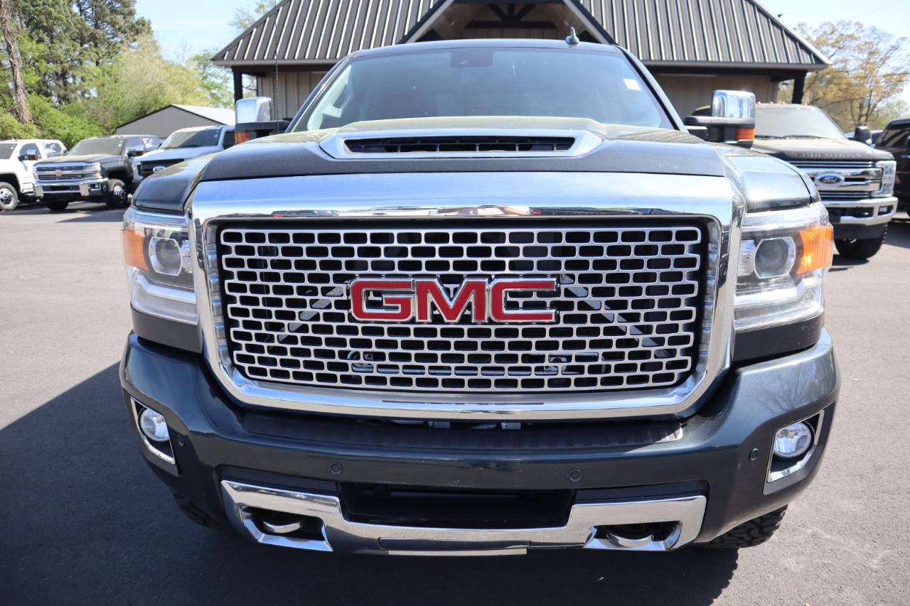 GMC Sierra 2500HD 4WD Crew Cab 153.7" Denali 2017