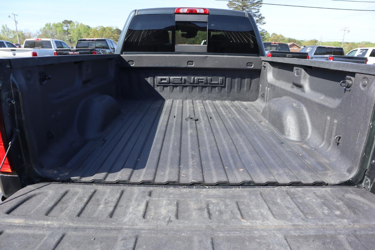 GMC Sierra 2500HD 4WD Crew Cab 153.7" Denali 2017