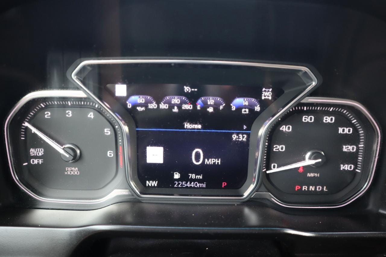 GMC Sierra 1500 4WD Crew Cab 147" AT4 2019