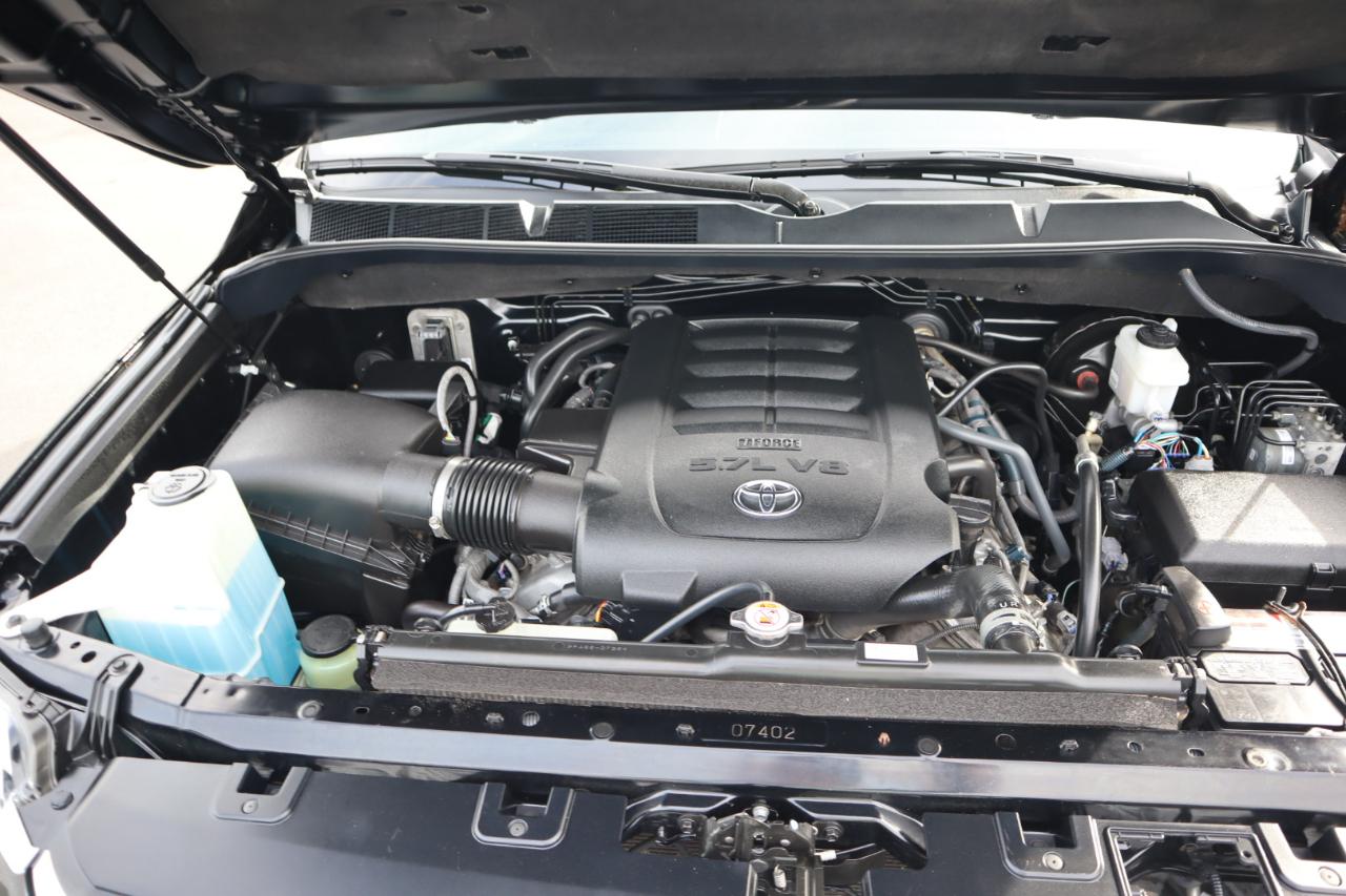 Toyota Tundra 4WD 1794 Edition CrewMax 5.5' Bed 5.7L (Natl) 2020