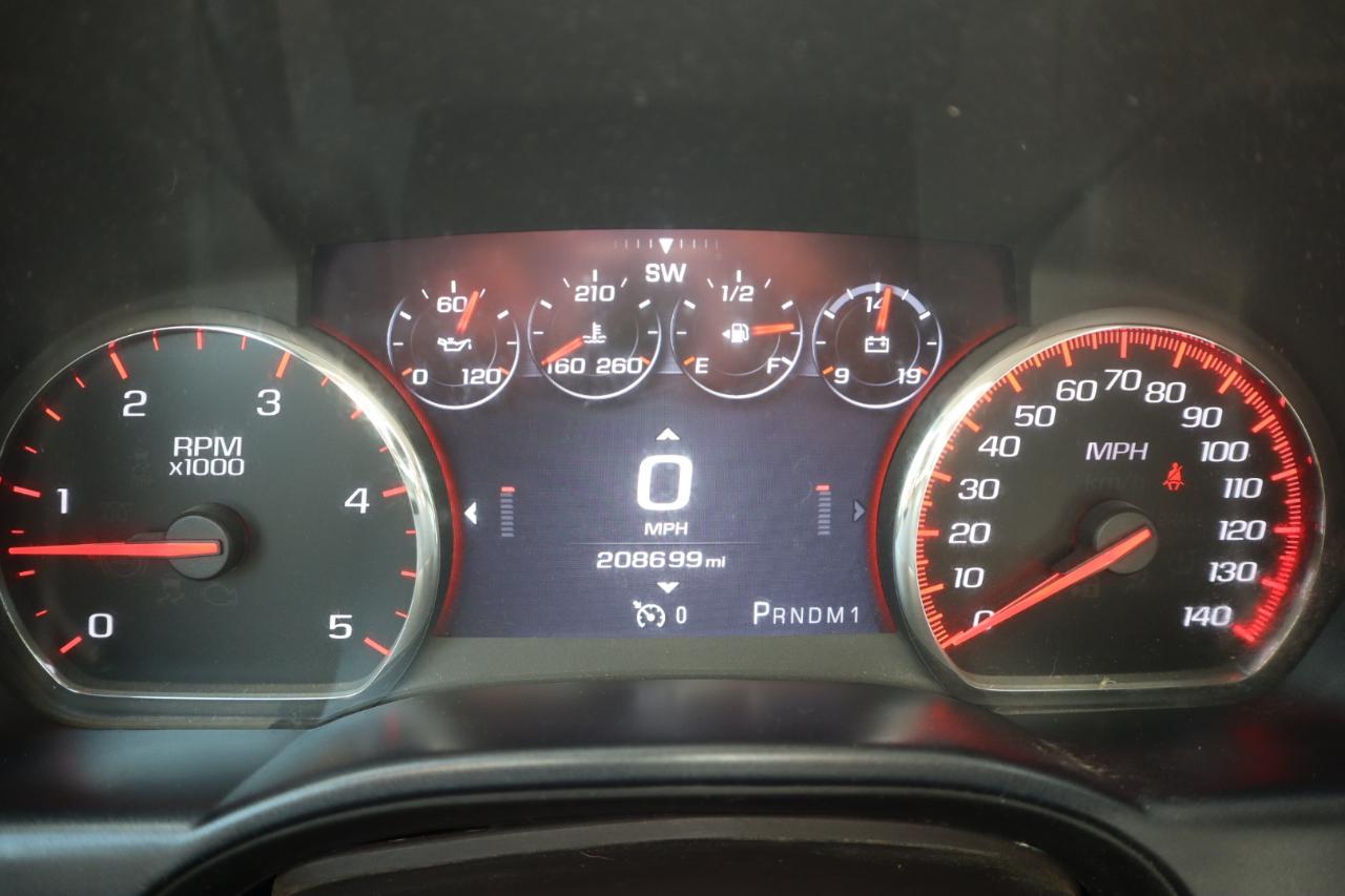 GMC Sierra 2500HD available WiFi 4WD Crew Cab 153.7" Denali 2015