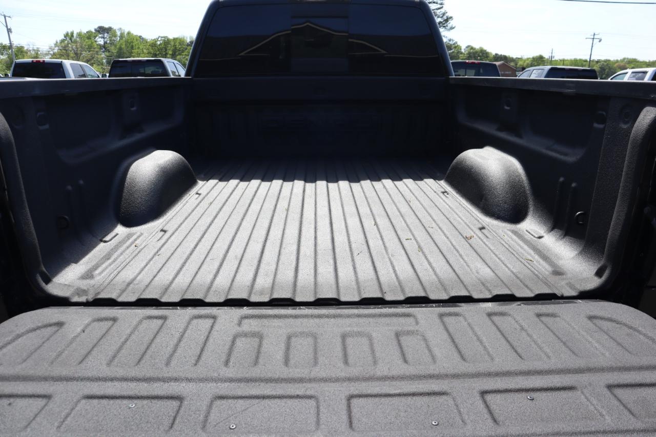 GMC Sierra 2500HD 4WD Crew Cab 153.7" Denali 2017