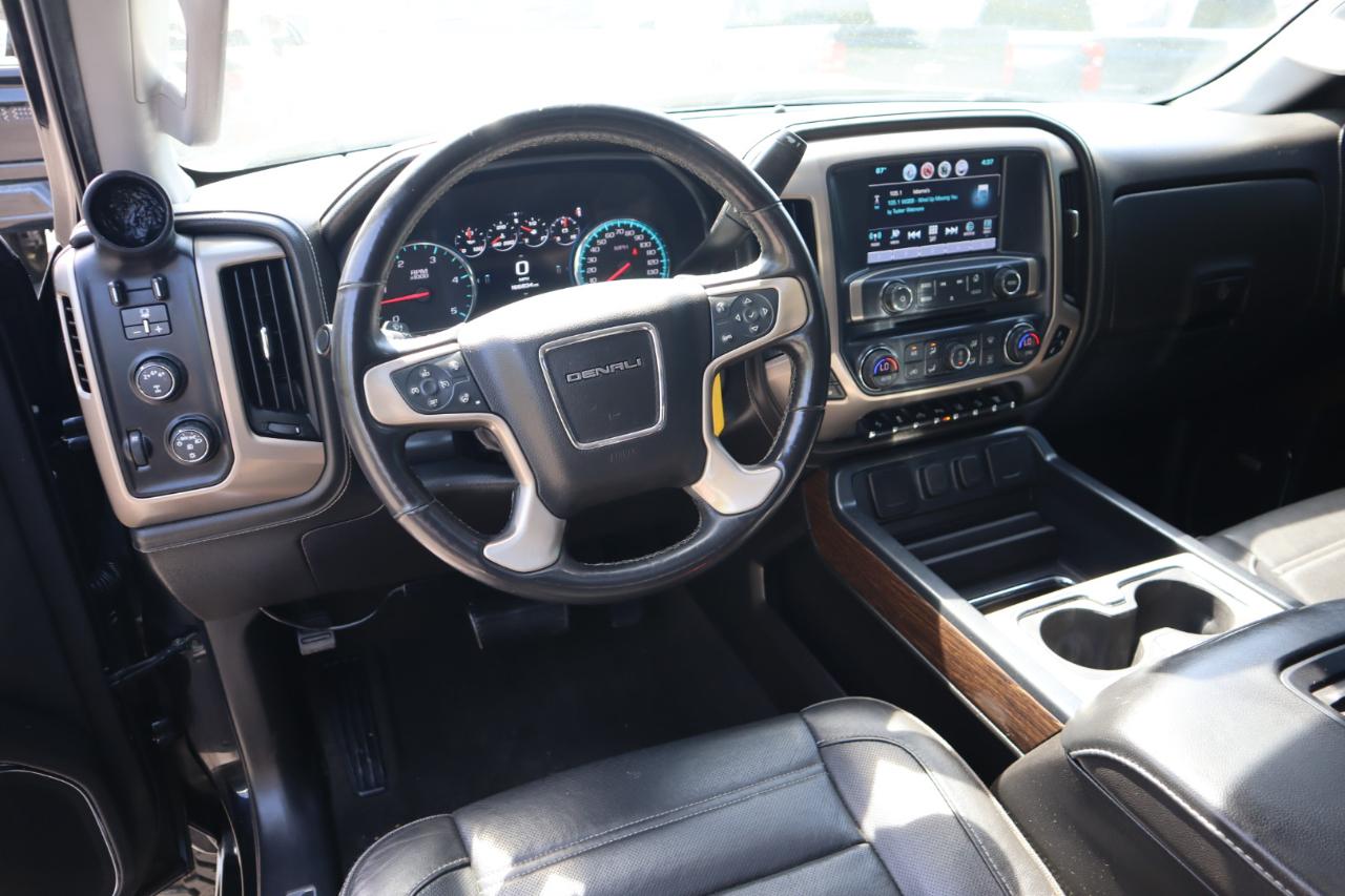 GMC Sierra 2500HD 4WD Crew Cab 153.7" Denali 2017