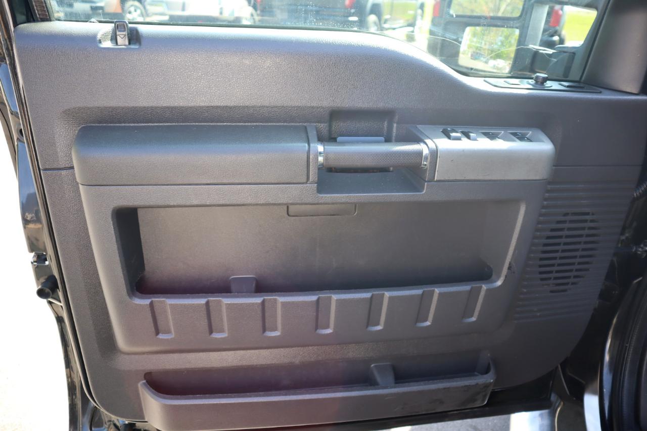 Ford Super Duty F-250 SRW 4WD Crew Cab 156" Lariat 2011