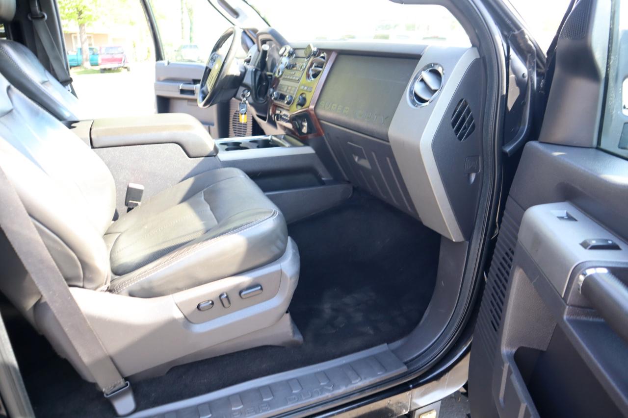 Ford Super Duty F-250 SRW 4WD Crew Cab 156" Lariat 2011