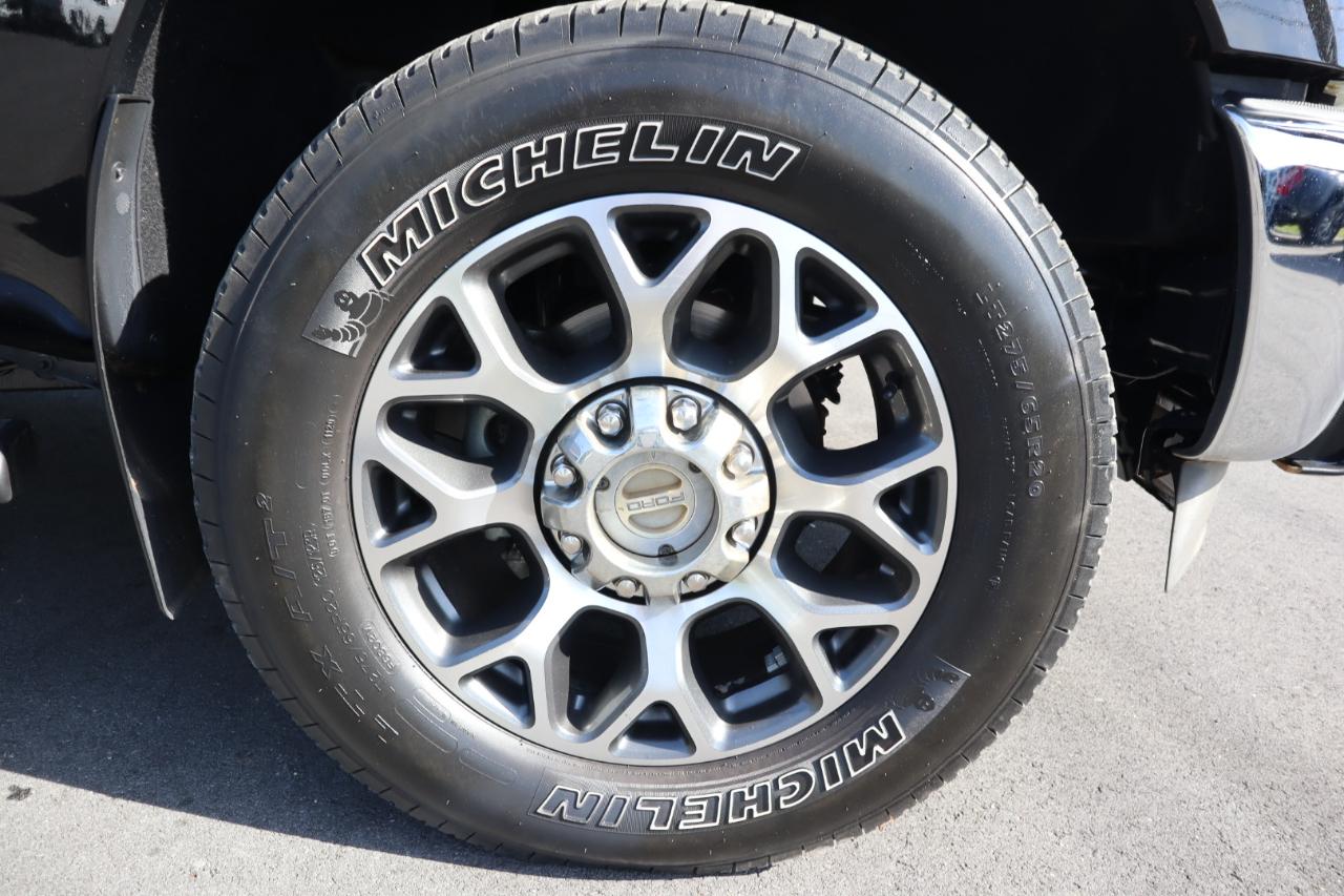 Ford Super Duty F-250 SRW 4WD Crew Cab 156" Lariat 2011