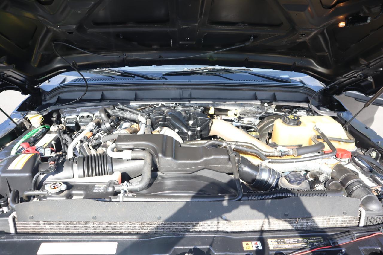 Ford Super Duty F-250 SRW 4WD Crew Cab 156" Lariat 2011